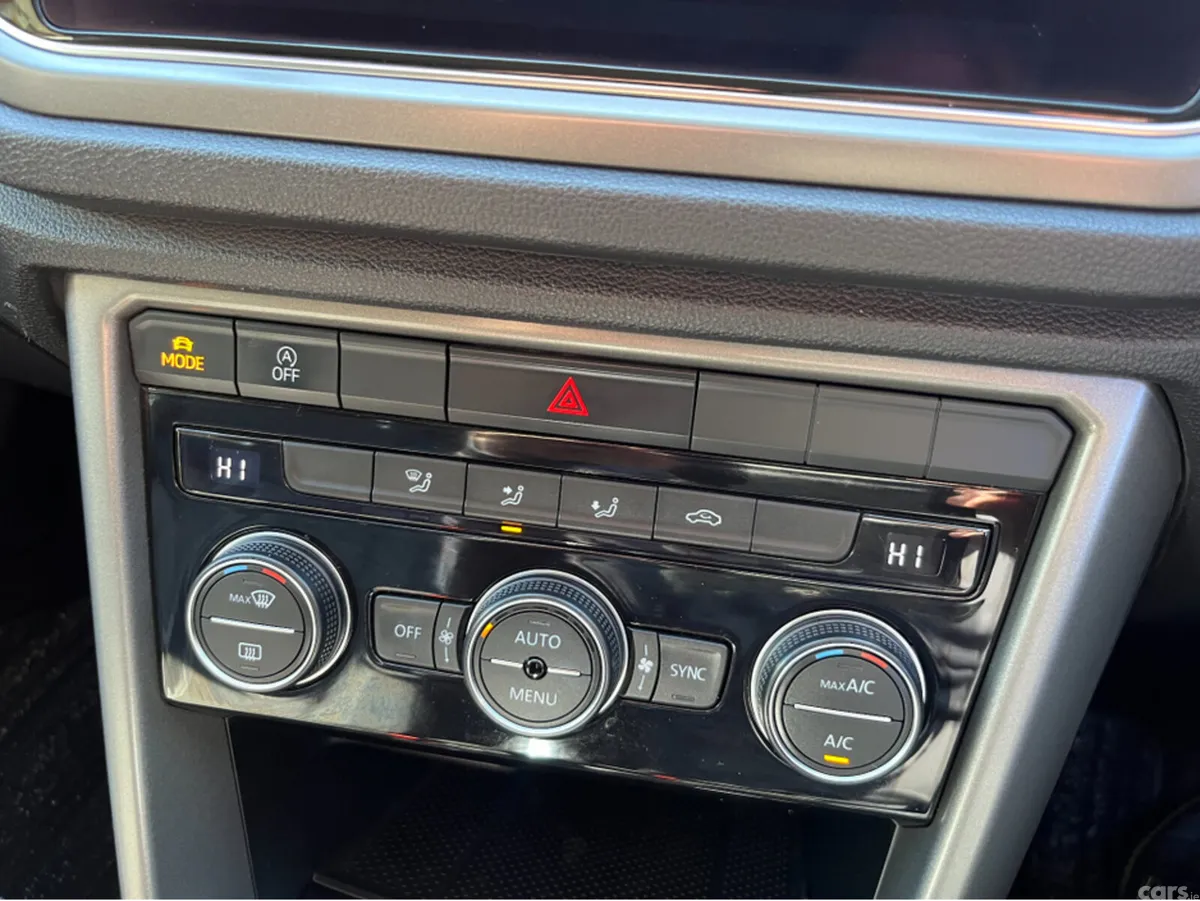 Volkswagen T-Roc SUV, Diesel, 2021, Orange