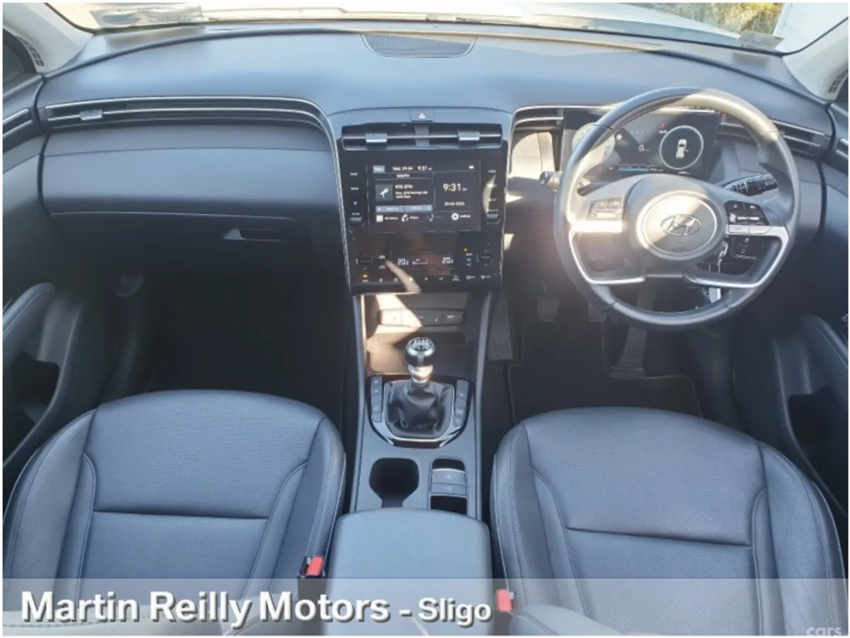 Hyundai Tucson MPV, Diesel, 2023, White