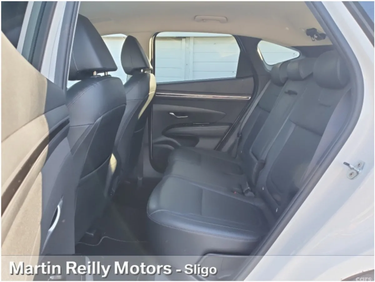 Hyundai Tucson MPV, Diesel, 2023, White