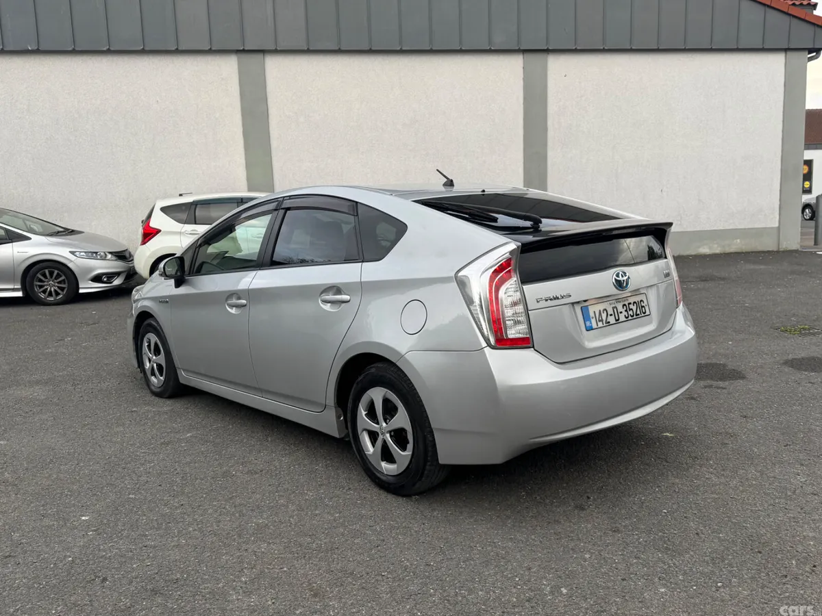 Toyota Prius Hatchback, Petrol Hybrid, 2014, Silver