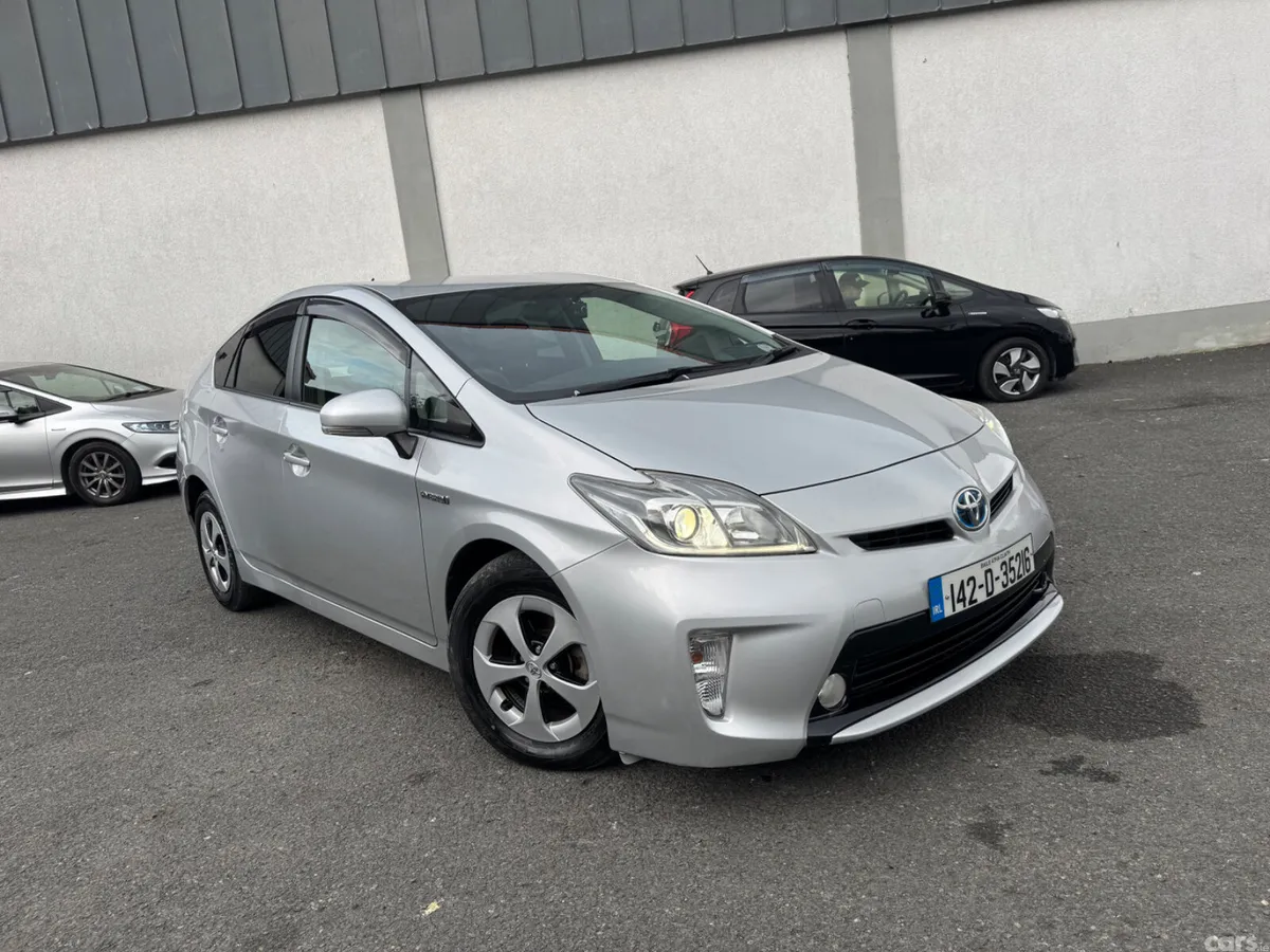 Toyota Prius Hatchback, Petrol Hybrid, 2014, Silver