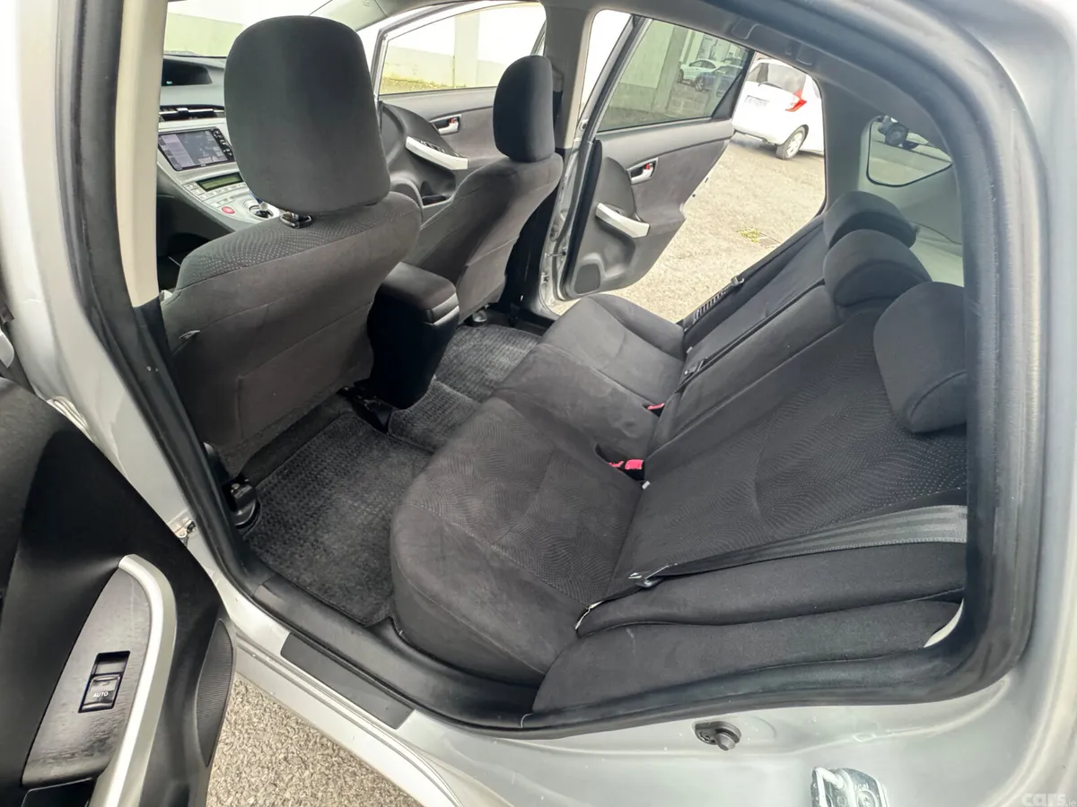 Toyota Prius Hatchback, Petrol Hybrid, 2014, Silver