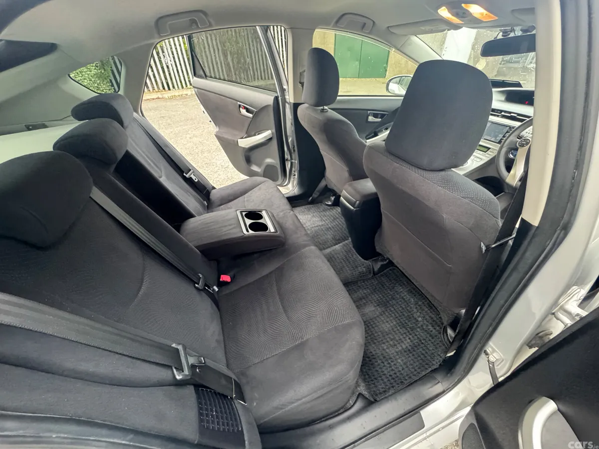 Toyota Prius Hatchback, Petrol Hybrid, 2014, Silver