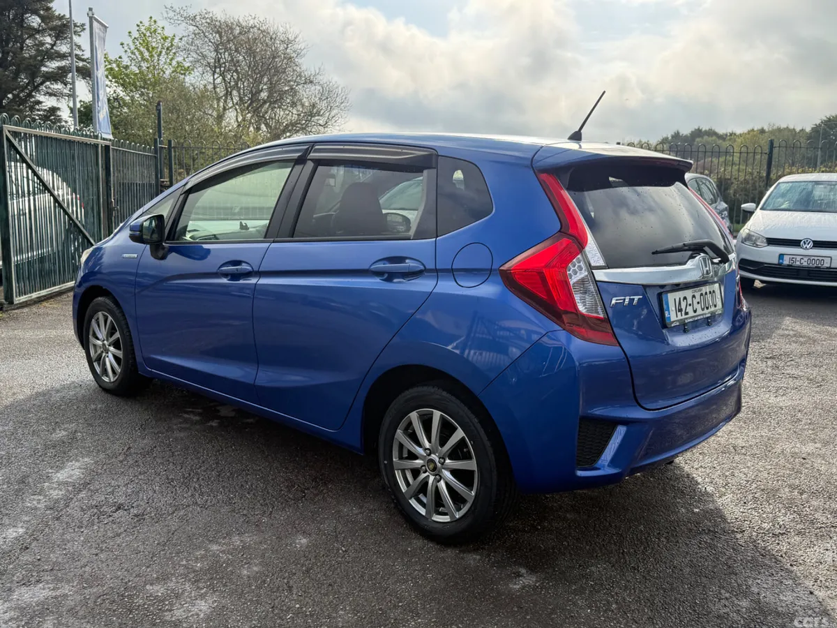 Honda Fit Hatchback, Petrol Hybrid, 2014, Blue