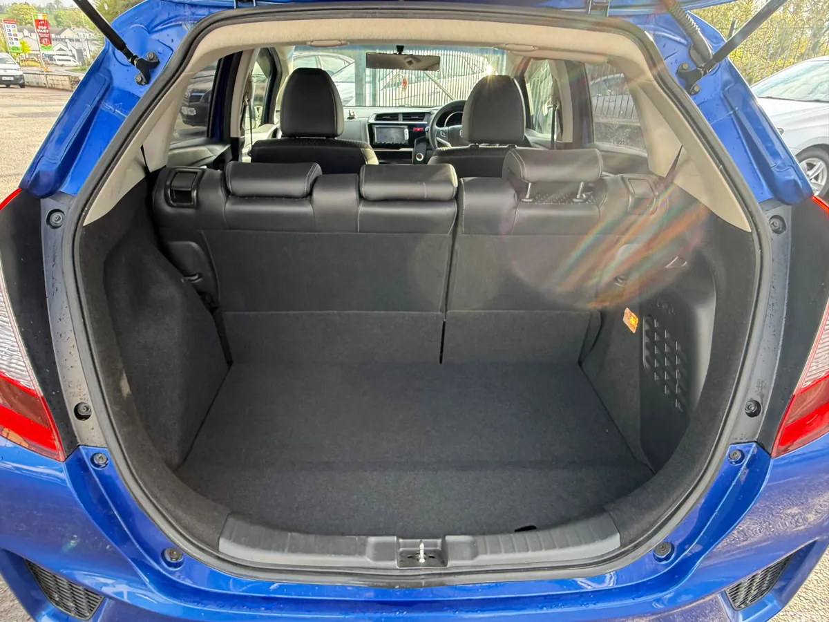 Honda Fit Hatchback, Petrol Hybrid, 2014, Blue