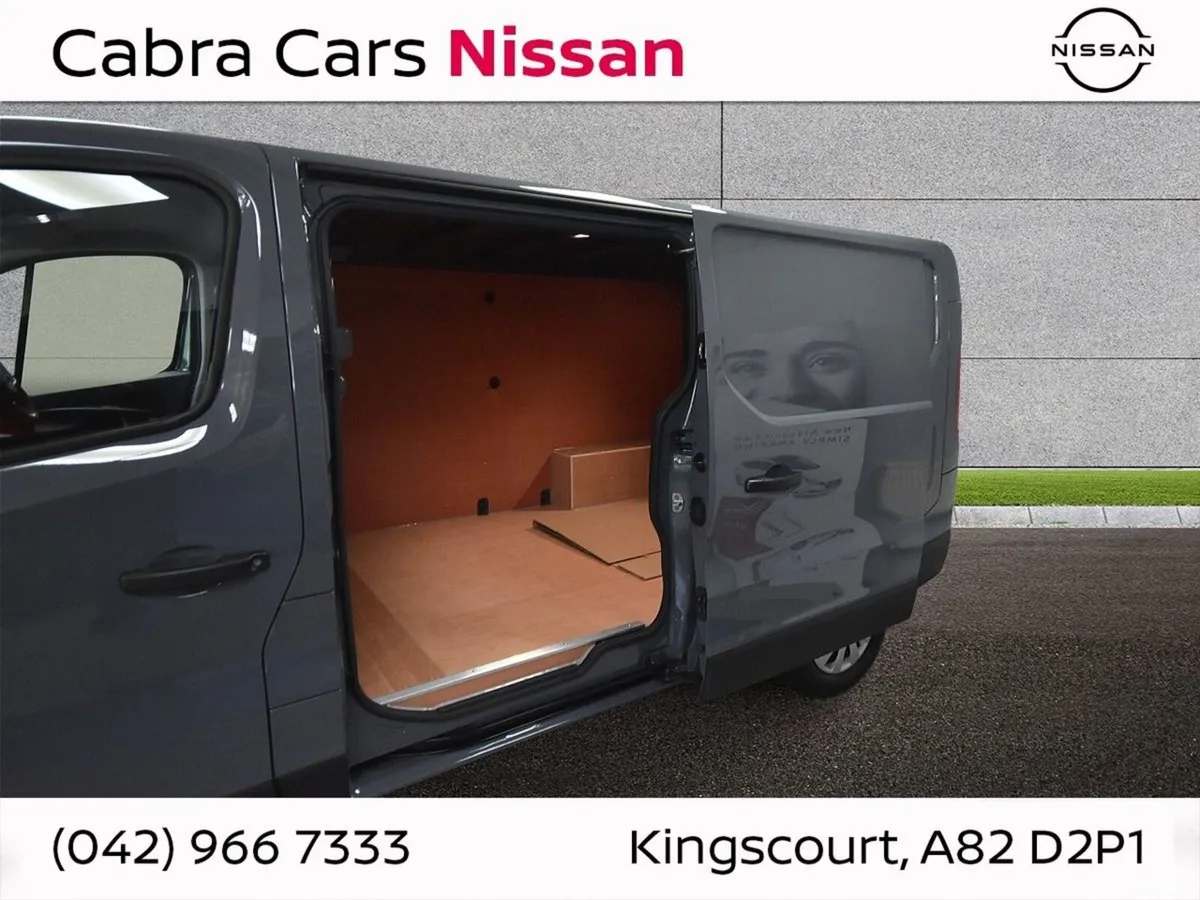 Nissan Primastar MPV, Diesel, 2026, Grey