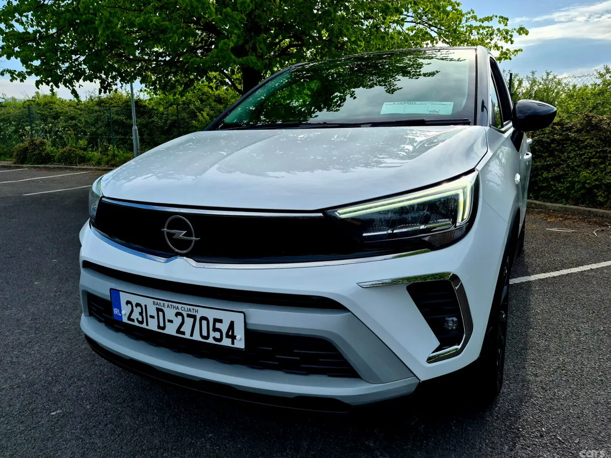 Opel Crossland X SUV, Petrol, 2023, White
