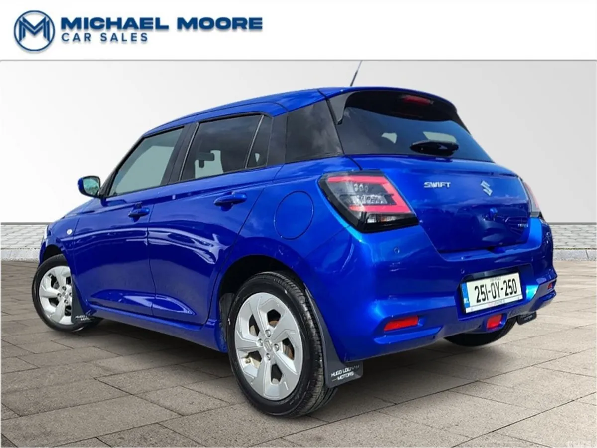 Suzuki Swift Hatchback, Petrol Hybrid, 2025, Blue