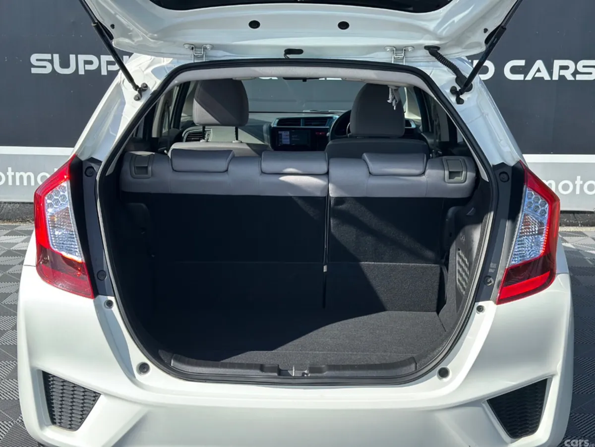 Honda Fit Hatchback, Petrol Hybrid, 2015, White