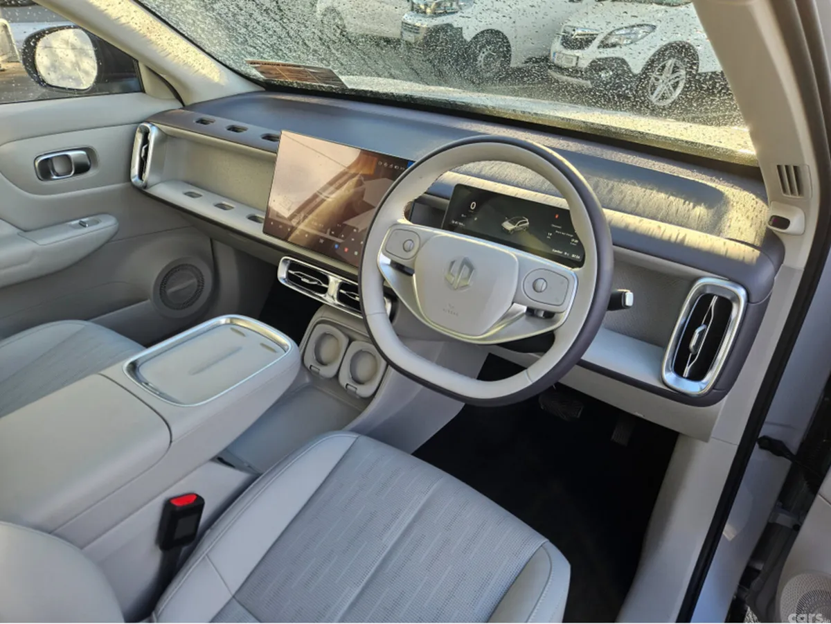 Leapmotor B10 SUV, Electric, 2026, Silver