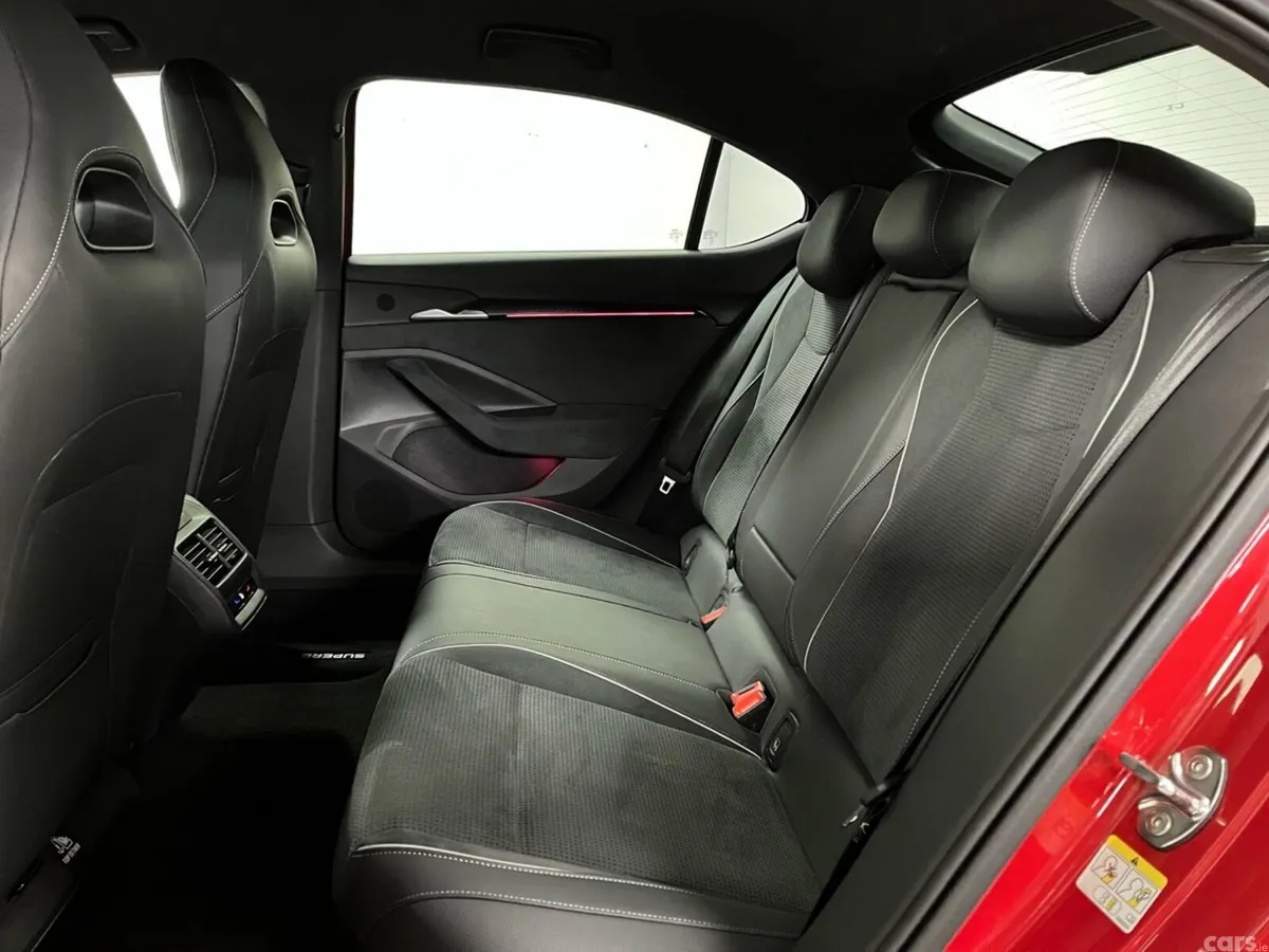 Skoda Superb Sportline DSG 2.0 TDI 150BHP - Revers, Cabra