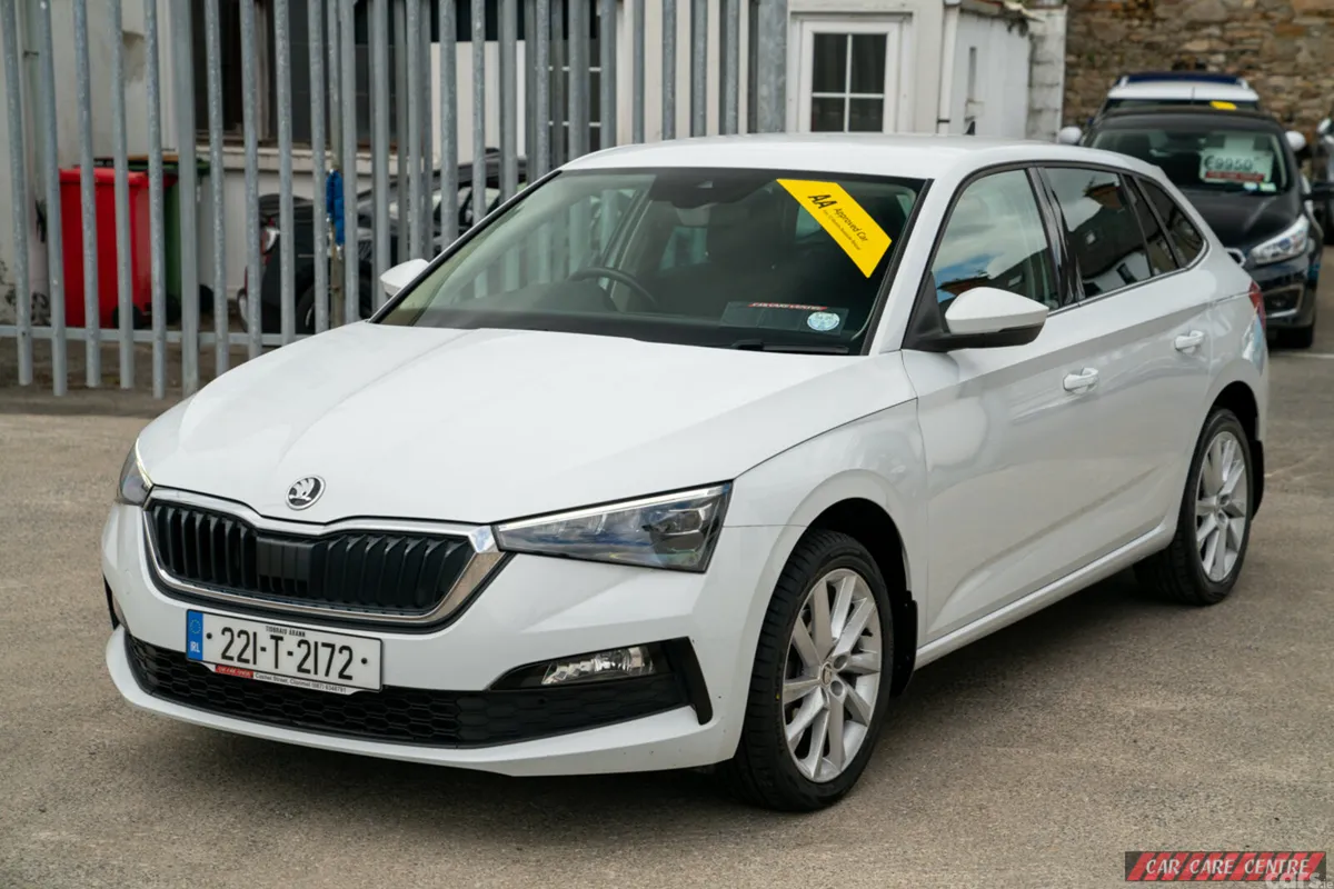 Skoda Scala Hatchback, Petrol, 2022, White