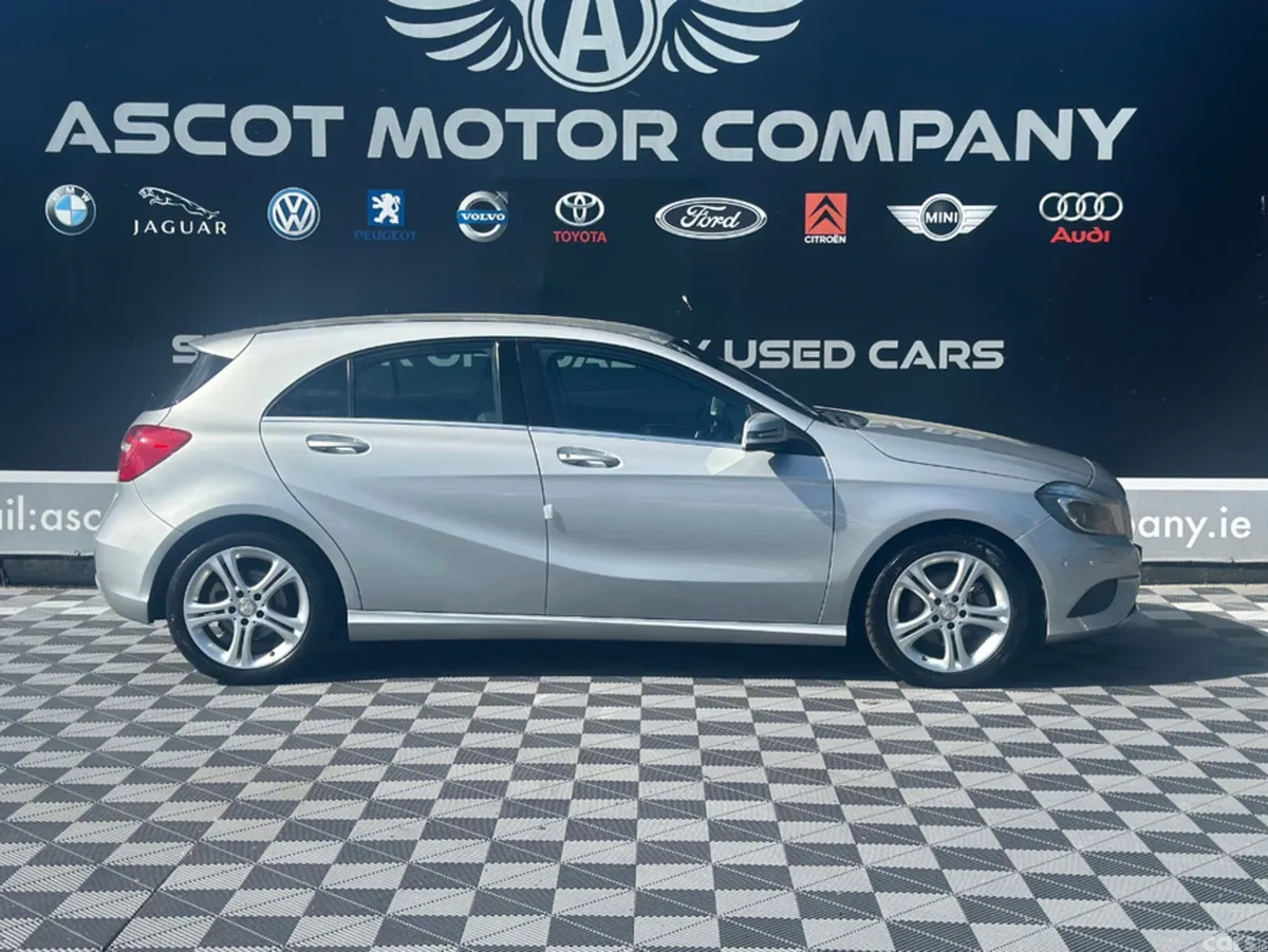 Mercedes-Benz A-Class Hatchback, Petrol, 2015, Silver