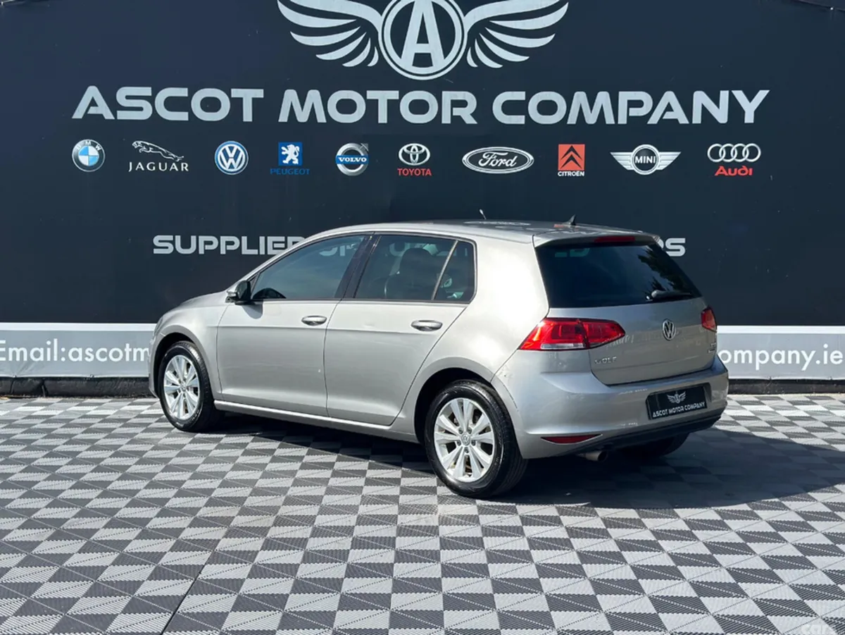 Volkswagen Golf Hatchback, Petrol, 2017, Grey