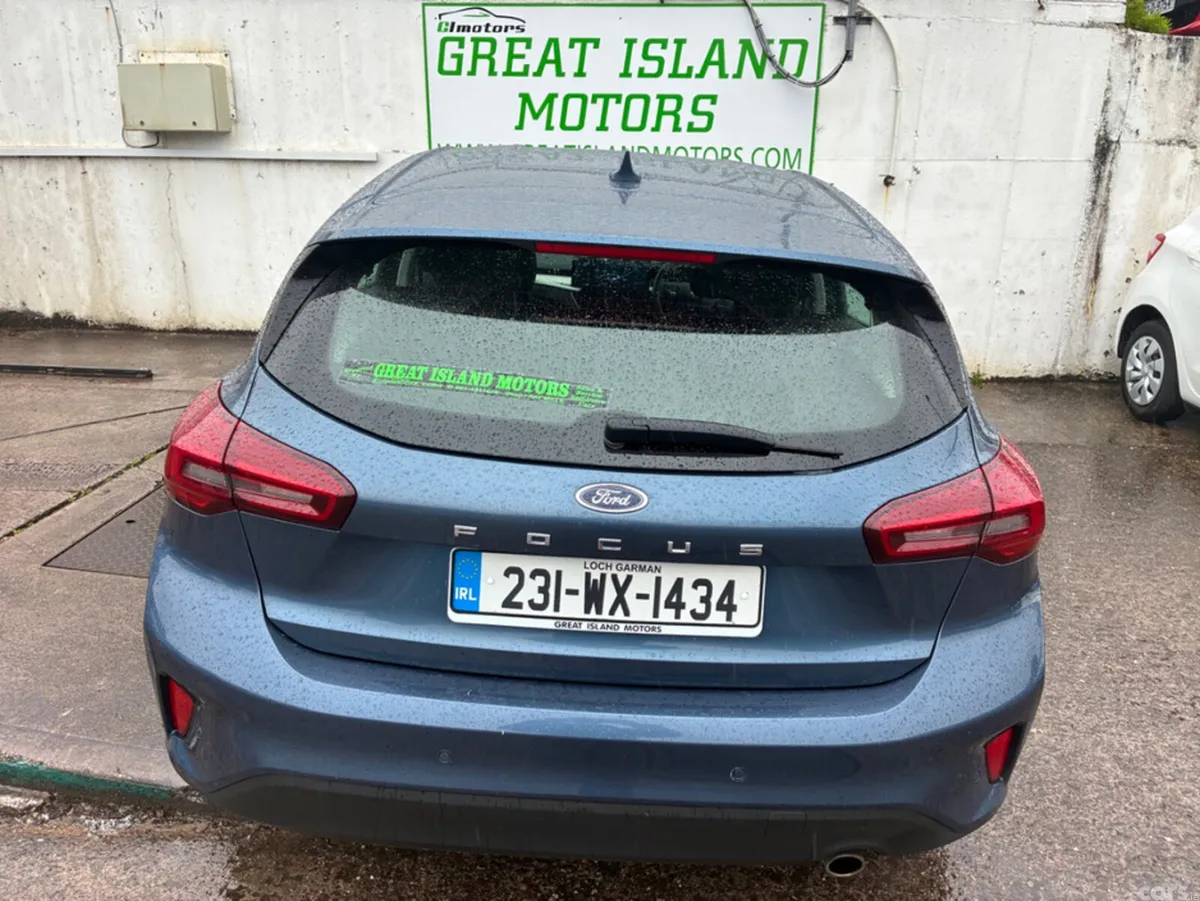 Ford Focus Hatchback, Petrol, 2023, Blue