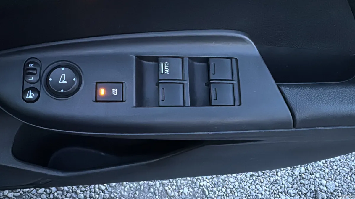 Honda Fit Hatchback, Petrol Hybrid, 2017, Blue