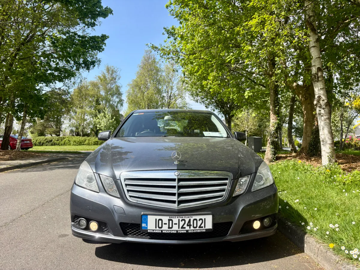 Mercedes-Benz E-Class Saloon, Diesel, 2010, Grey
