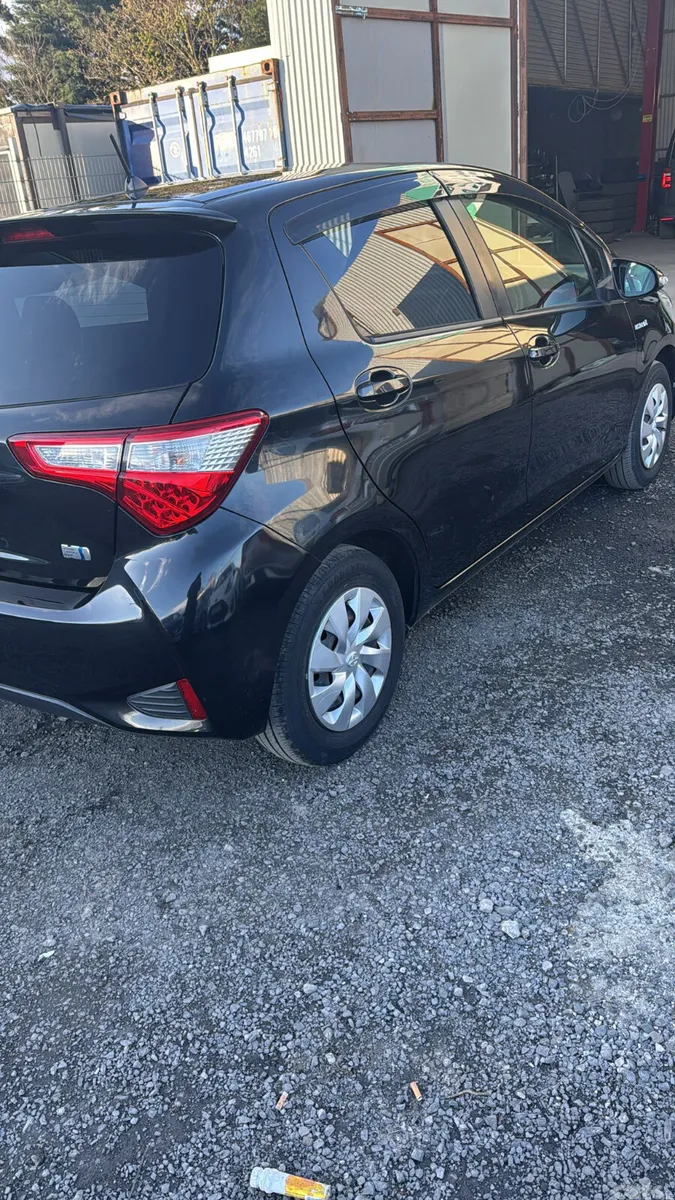 Toyota Vitz Hatchback, Petrol Hybrid, 2017, Black