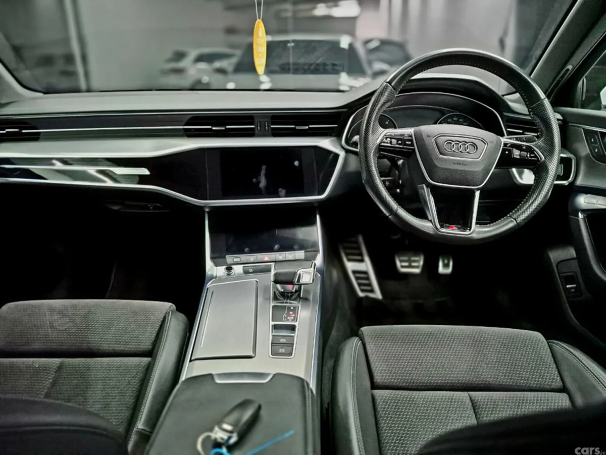 Audi A6 Saloon, Diesel, 2019, White