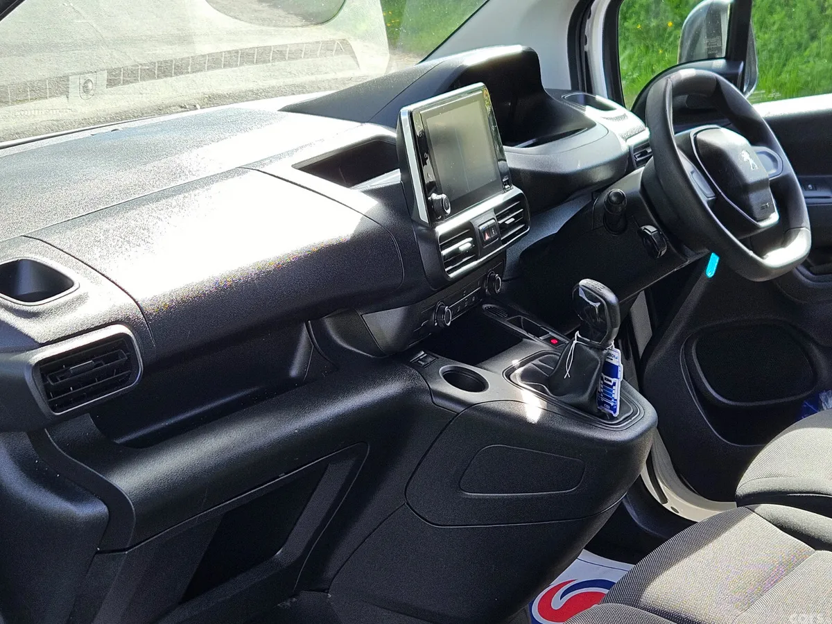 Peugeot Partner MPV, Diesel, 2019, White