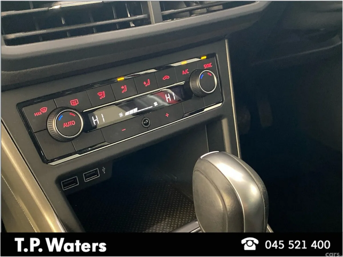 Volkswagen Polo Hatchback, Petrol, 2020, Red