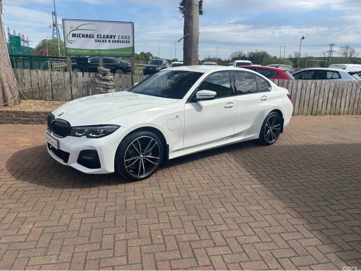 BMW 3-Series Saloon, Petrol Plug-in Hybrid, 2021, White