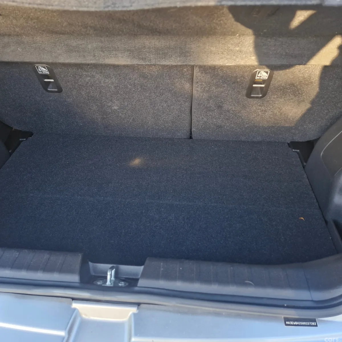 Suzuki Baleno Hatchback, Petrol, 2016, Silver