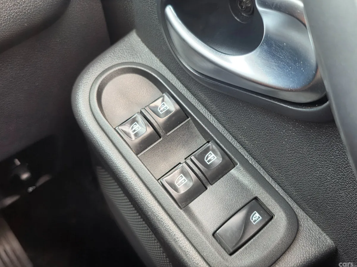 Dacia Duster SUV, Diesel, 2018, Black