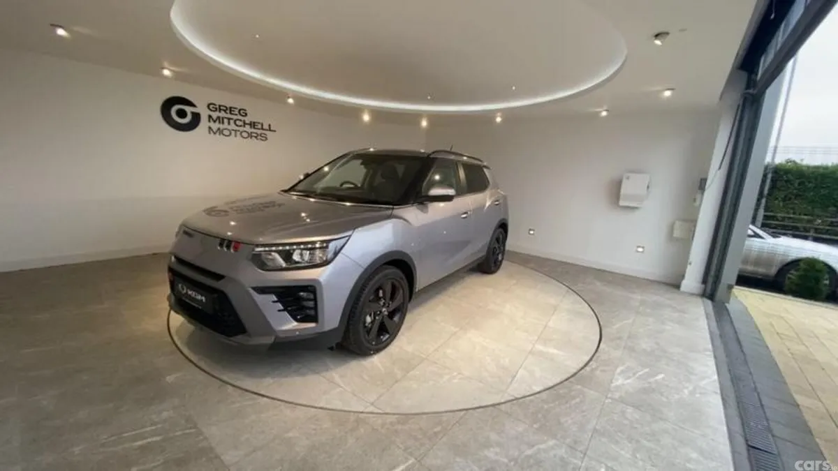 KGM Tivoli Hatchback, Petrol, 2025, Silver