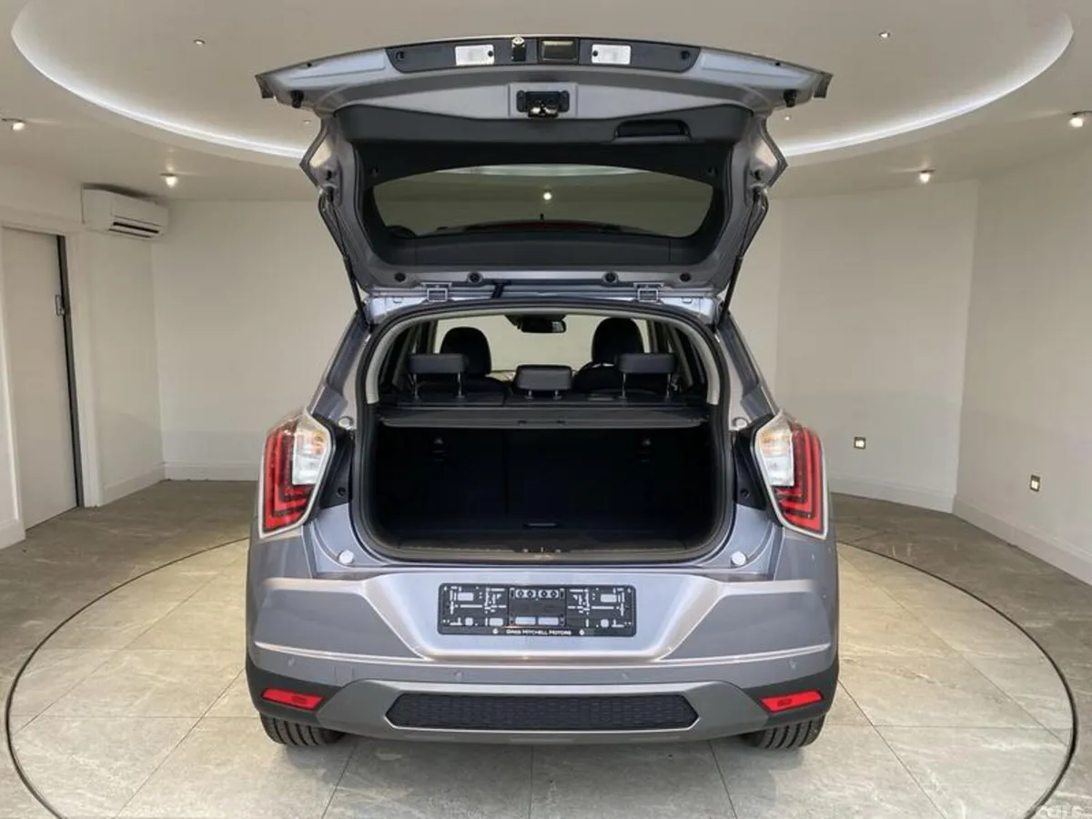 KGM Tivoli Hatchback, Petrol, 2025, Silver