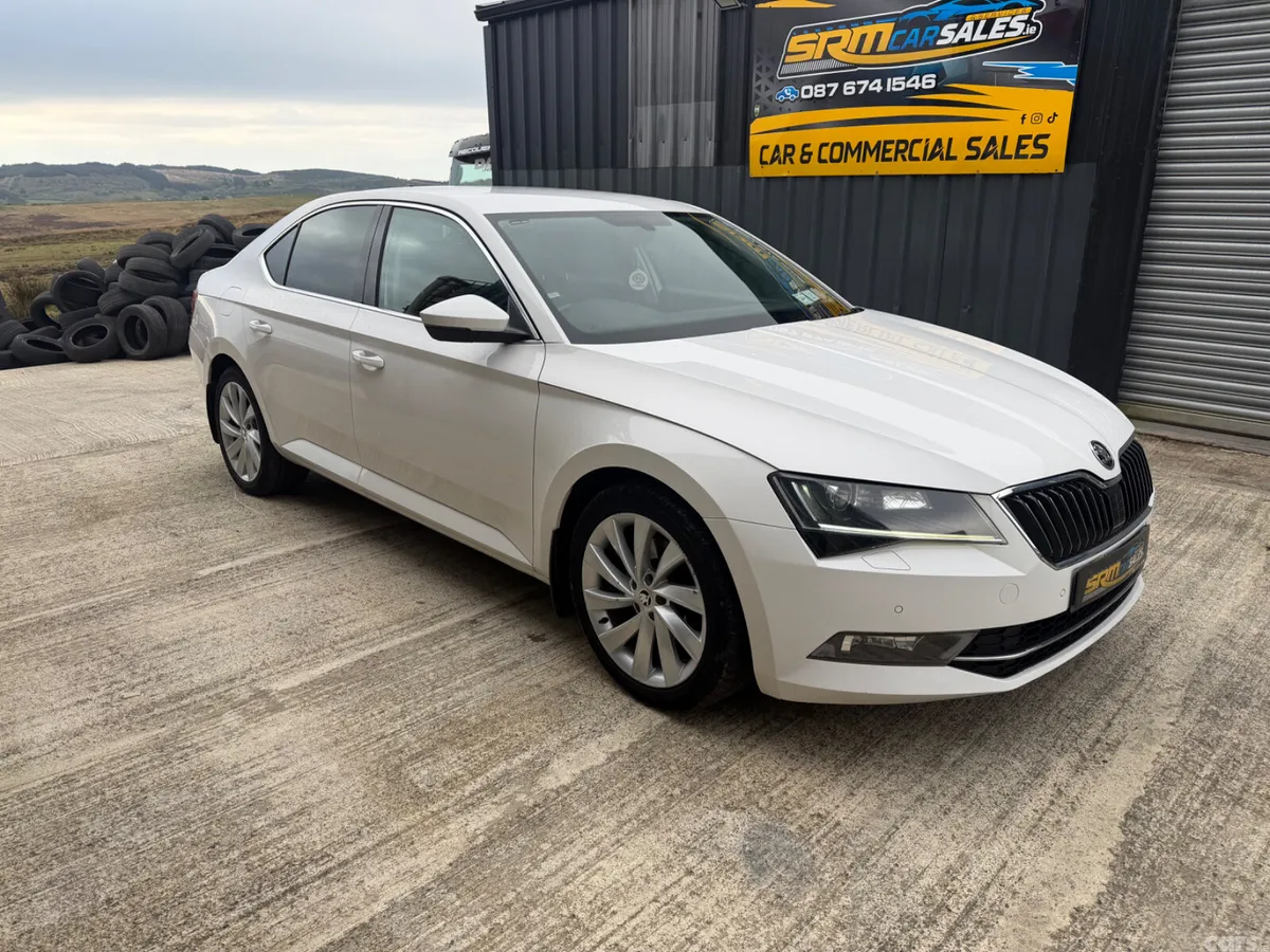 Skoda Superb Hatchback, Diesel, 2017, White