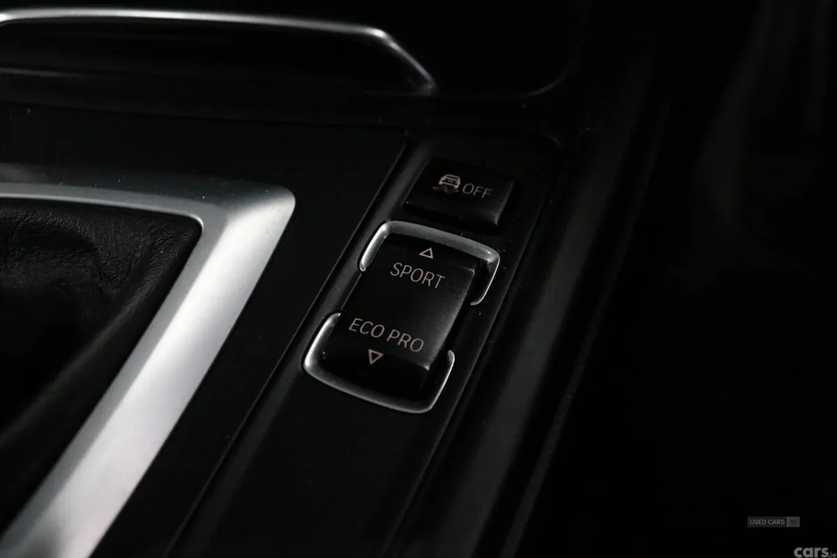 BMW 3-Series Saloon, Diesel, 2017, Black