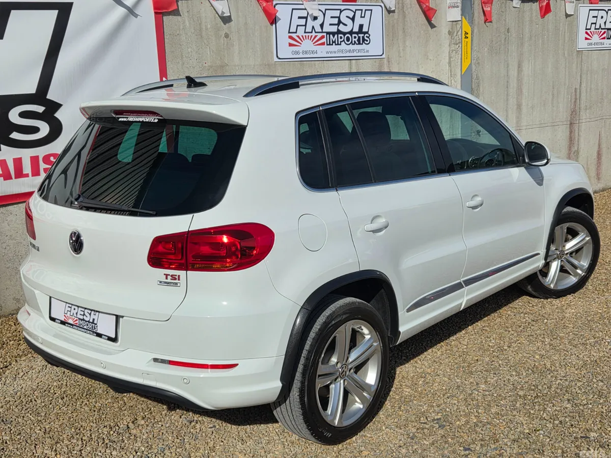 Volkswagen Tiguan SUV, Petrol, 2015, White