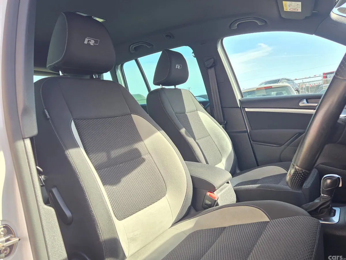Volkswagen Tiguan SUV, Petrol, 2015, White