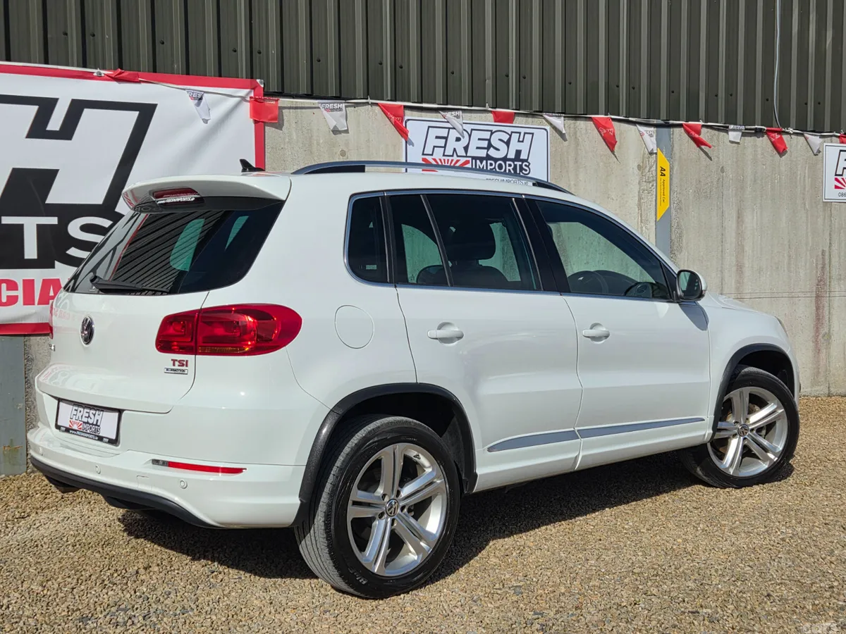 Volkswagen Tiguan SUV, Petrol, 2015, White