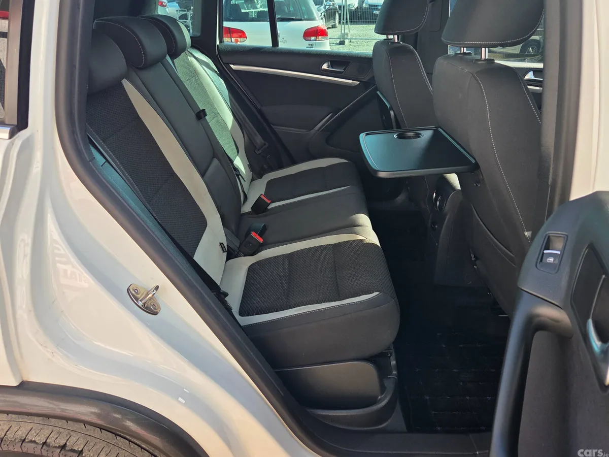 Volkswagen Tiguan SUV, Petrol, 2015, White
