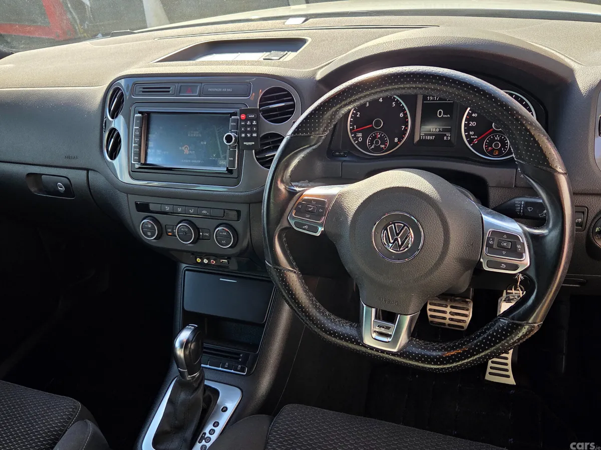 Volkswagen Tiguan SUV, Petrol, 2015, White