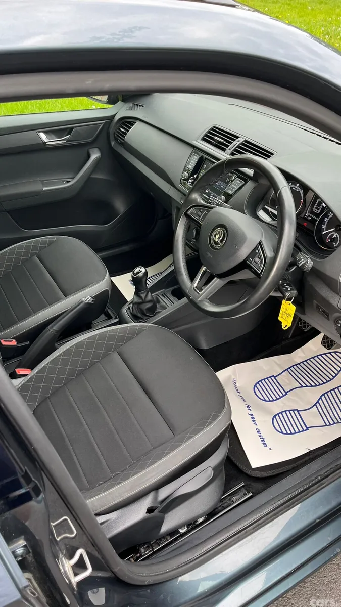 Skoda Fabia Estate, Petrol, 2020, Grey