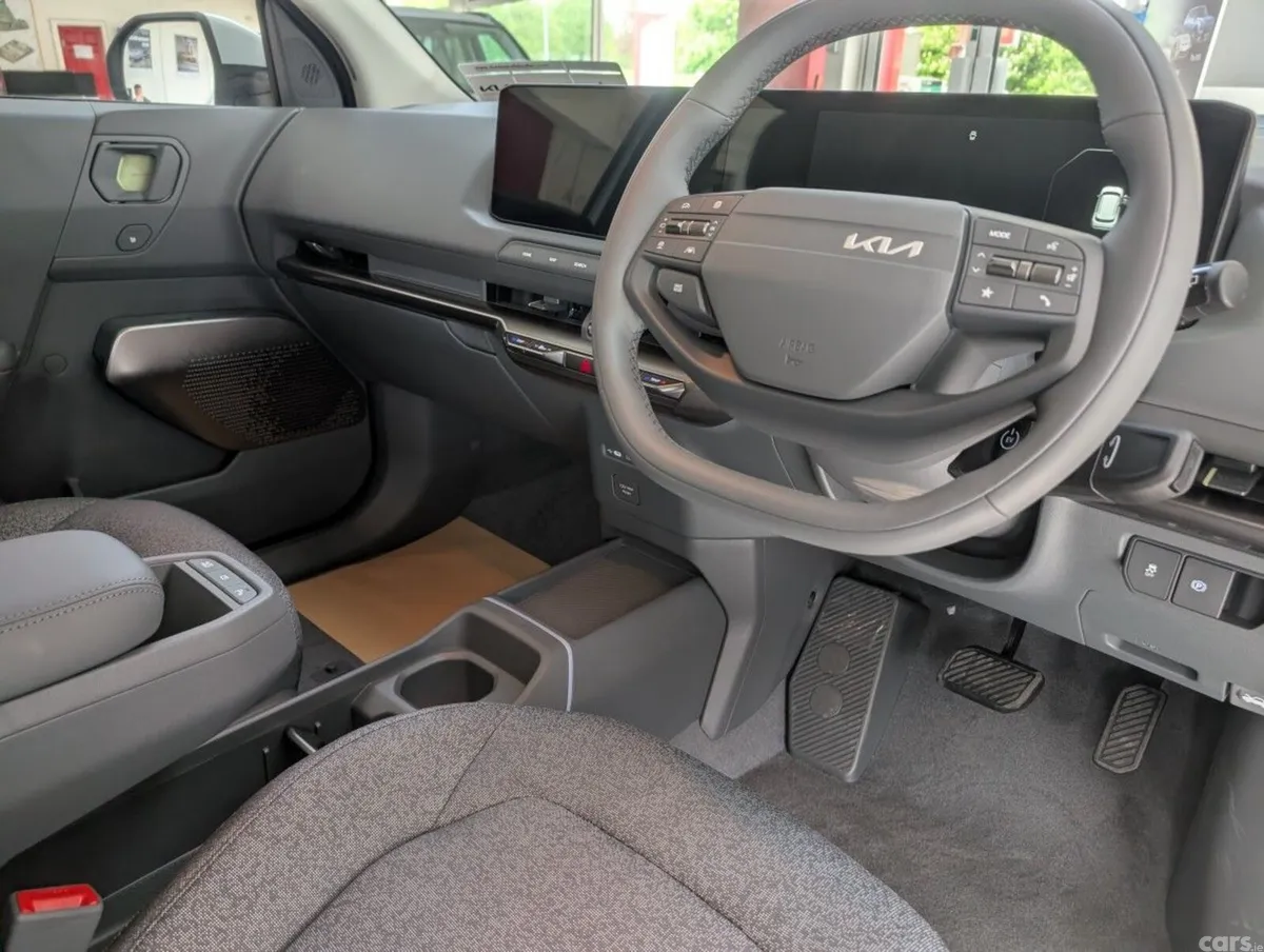 Kia EV2 SUV, Electric, 2026, White
