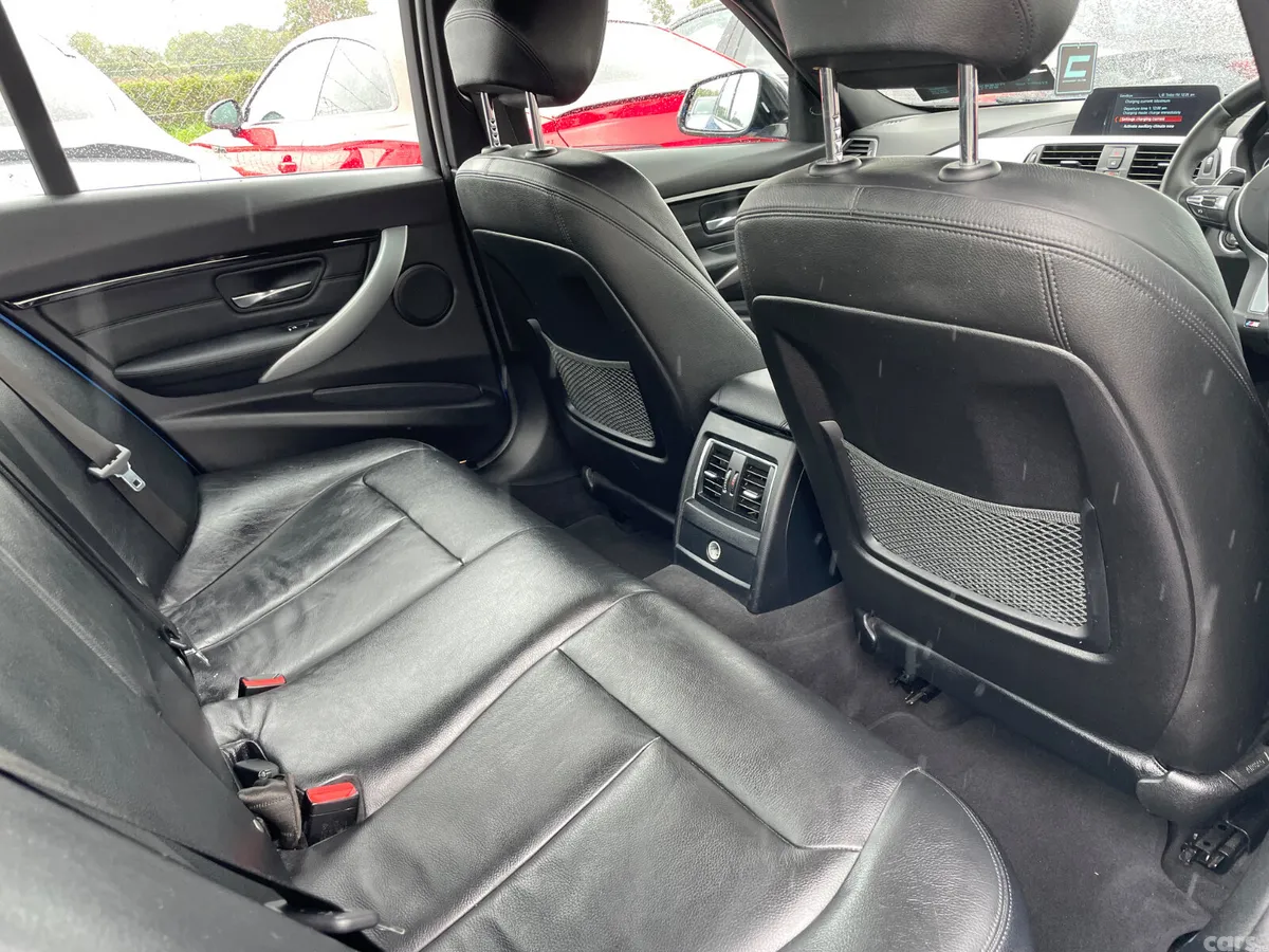 BMW 3-Series Saloon, Petrol Plug-in Hybrid, 2018, Blue