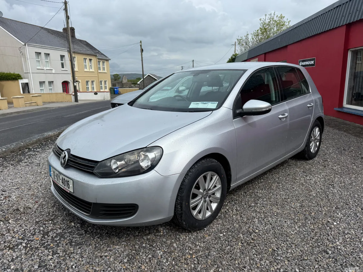 Volkswagen Golf Hatchback, Petrol, 2012, Silver