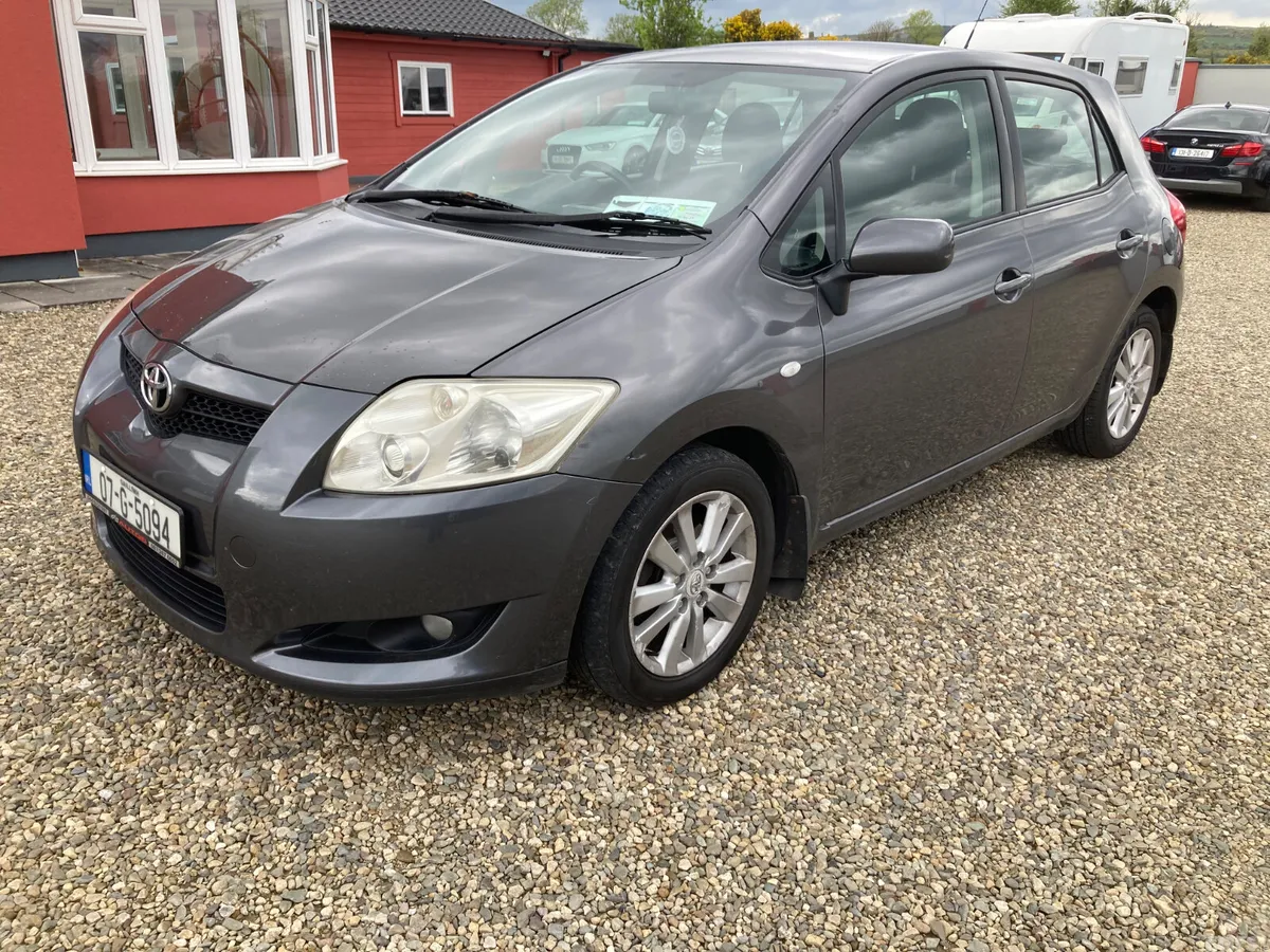 Toyota Auris Hatchback, Petrol, 2007, Grey