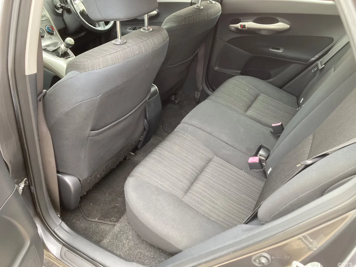 Toyota Auris Hatchback, Petrol, 2007, Grey