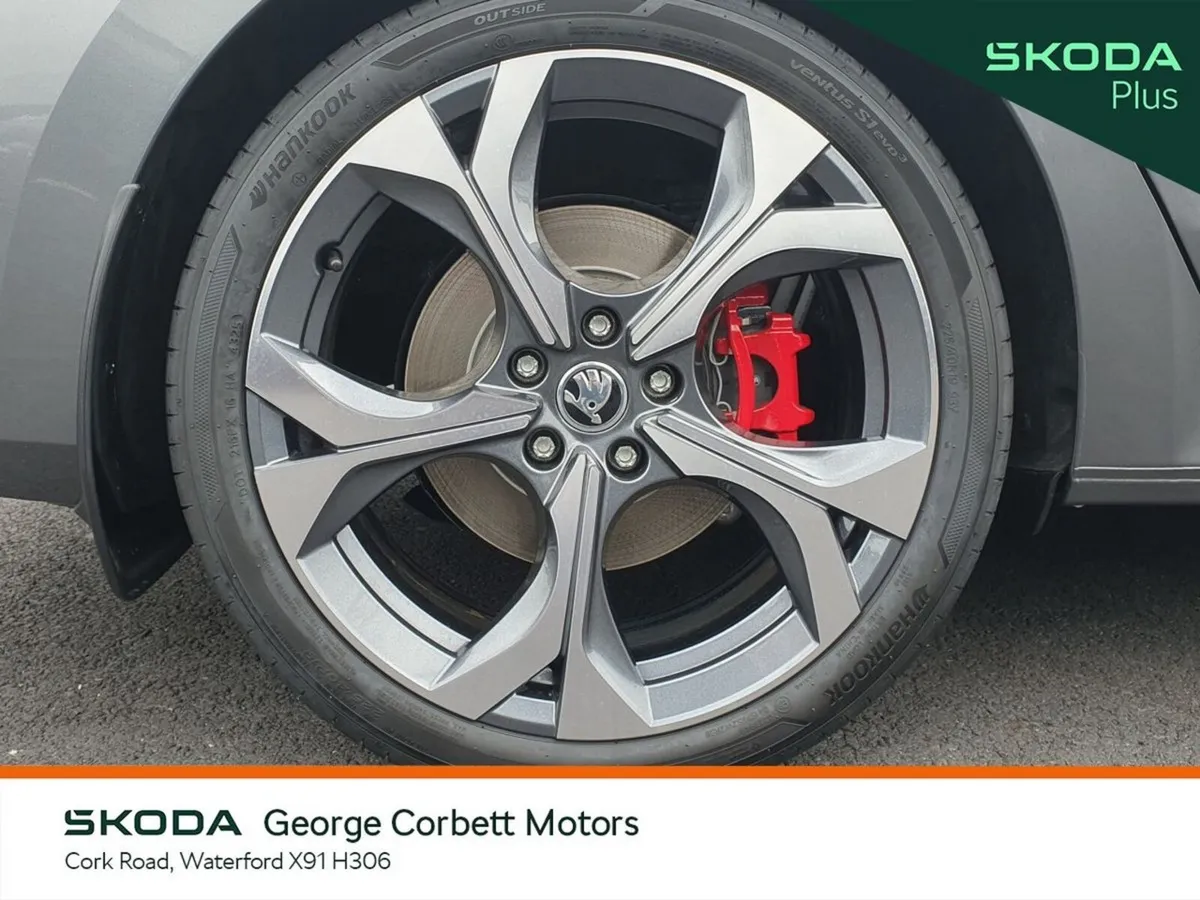 Skoda Octavia Estate, Petrol, 2026, Grey
