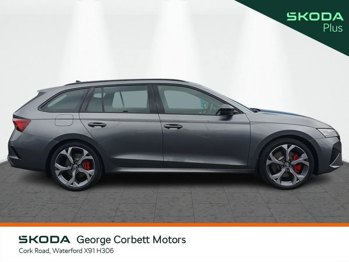 Skoda Octavia Estate, Petrol, 2026, Grey