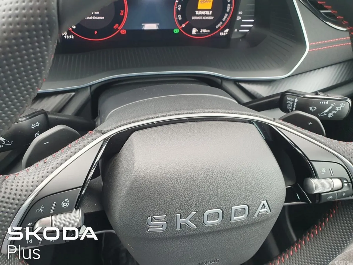 Skoda Octavia Estate, Petrol, 2026, Grey