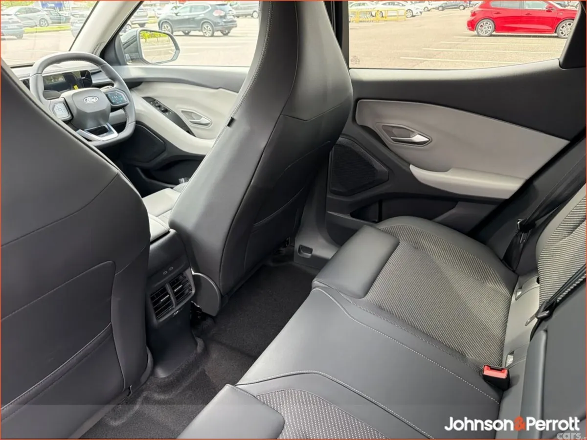 Ford Explorer MPV, Electric, 2027, Blue