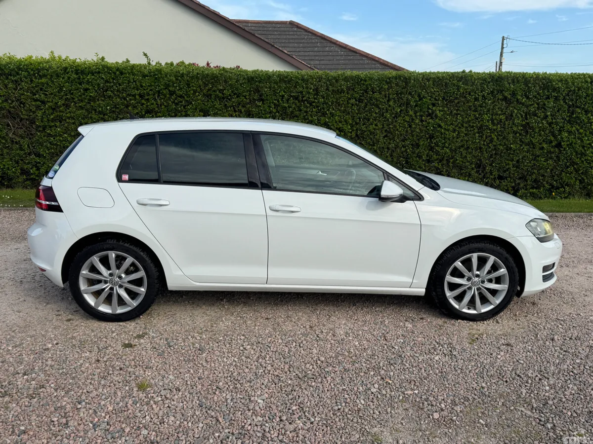 Volkswagen Golf Hatchback, Petrol, 2017, White