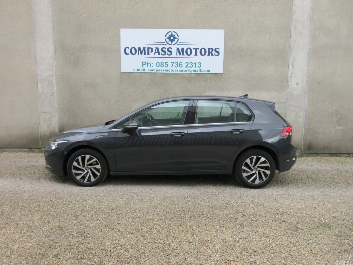 Volkswagen Golf Hatchback, Petrol Hybrid, 2022, Grey