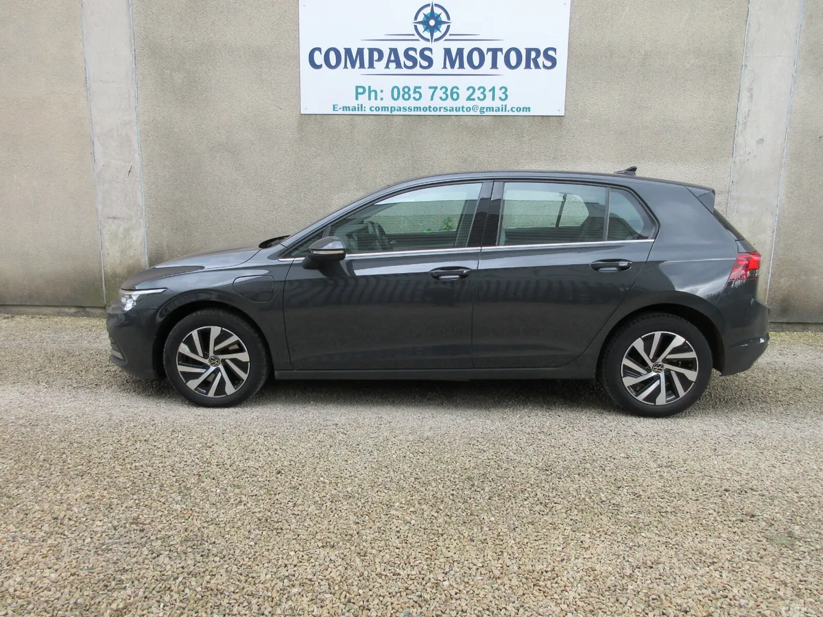 Volkswagen Golf Hatchback, Petrol Hybrid, 2022, Grey